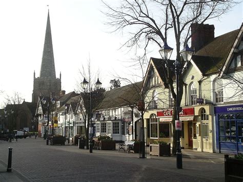 Moving to Solihull: 2024 guide to living in Solihull