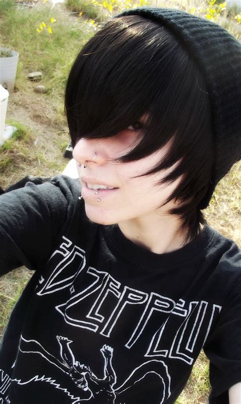 emo boy black hair | Sam CamOfficial | Flickr