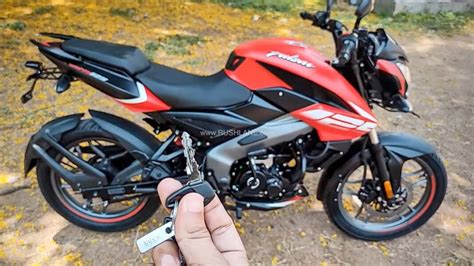 Bajaj Pulsar NS 125 First Look Walkaround And Exhaust Note