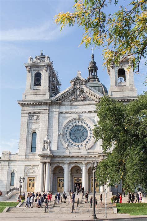 A Basilica of St. Mary wedding in Minneapolis, MN