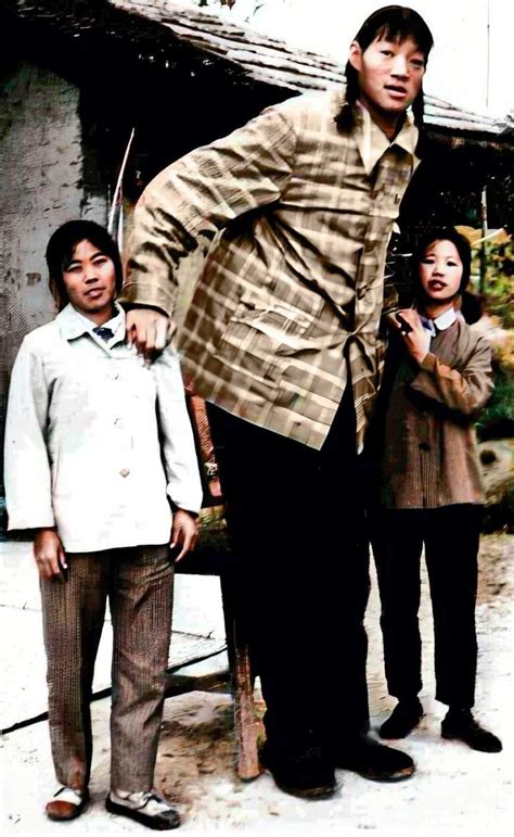 Zeng Jinlian: One of Two Women in History Over 8 Feet - Malevus