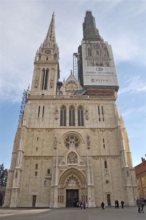 Zagreb cathedral ǀ Best of Zagreb's Walks