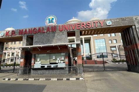 K.R. Mangalam University Gurgaon BCA Review by Student - Janya Sharma ...