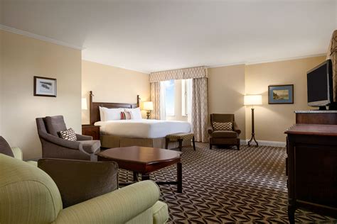 Charlevoix Quebec Hotel Rooms & Suites | Fairmont Richelieu