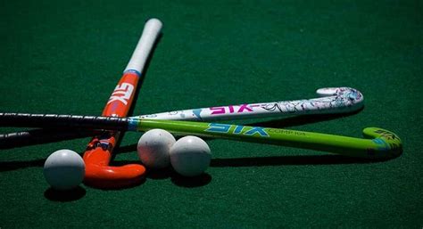 Best Field Hockey Sticks for Beginners