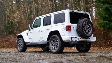 QUICK LOOK: 2023 Jeep® Wrangler Unlimited High Altitude 4xe ...