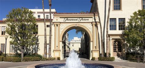 Paramount Pictures Studio Tour: visit the famous set in Hollywood