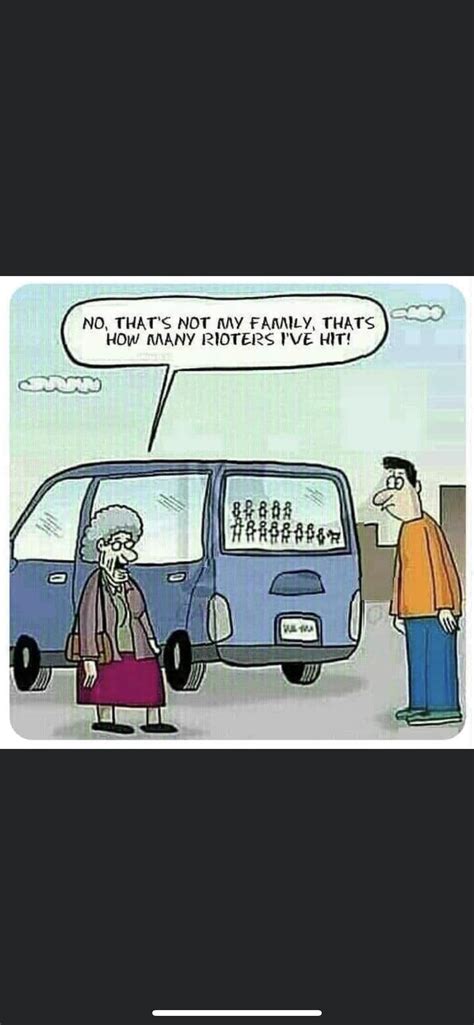 Hahahaha silly grandma and her car : r/Boomerhumour