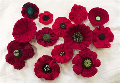 Remembrance Day poppy display | Knitted poppies, Knitted poppy free ...