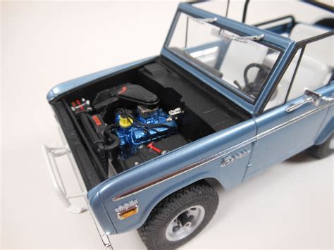 Revell Ford Bronco - Model Trucks: Pickups, Vans, SUVs, Light ...