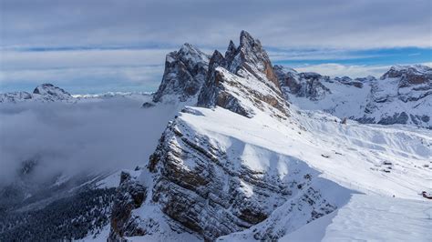 Winter - Seceda Cableways AG - Ortisei in Val Gardena - Dolomites ...