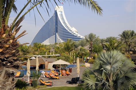 Jumeirah Beach Hotel (2) | Jumeirah | Pictures | United Arab Emirates ...