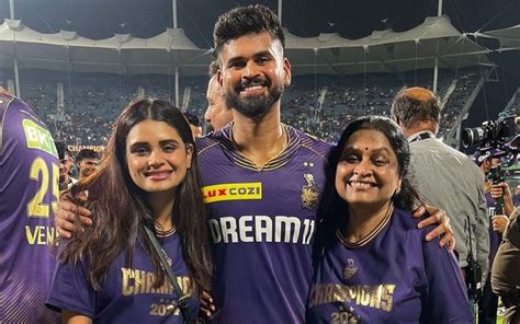 Shreyas Iyer Poses With Mother, Sister After KKR’s IPL 2024 Win ...