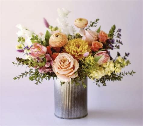 12 Best Flower Delivery Services in Santa Ana, CA - Petal Republic