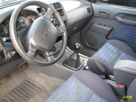 Gray Interior 1997 Toyota RAV4 4WD Photo #44050348 | GTCarLot.com