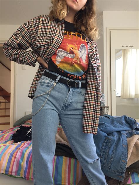 Aesthetic 90S Aesthetic Mom Jeans Outfit - Customize your avatar with ...