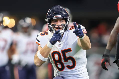 Bears, Cole Kmet agree to 4-year, $50 million extension, per sources ...