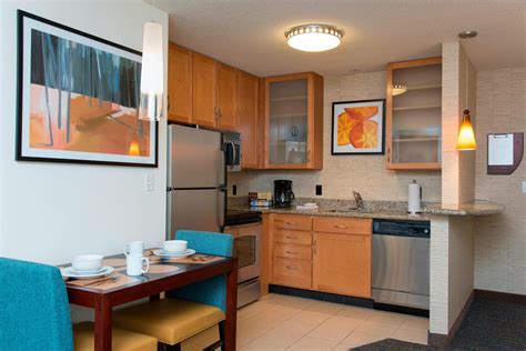 Maumee Hotel Photos | Residence Inn Toledo Maumee