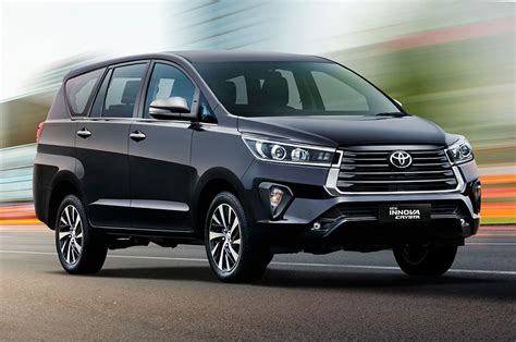 2020 Toyota Innova Crysta facelift price, variants explained | Autocar ...