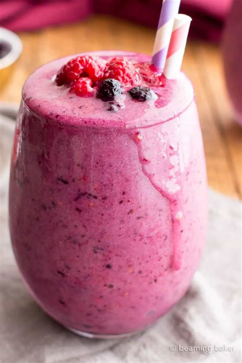 Easy Berry Smoothie Recipe - Beaming Baker