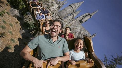 Harry Potter World Roller Coasters - grave-damnation