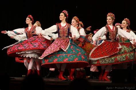 Polish Dance Group Mazowsze | Editorial photography, Polish folk art ...