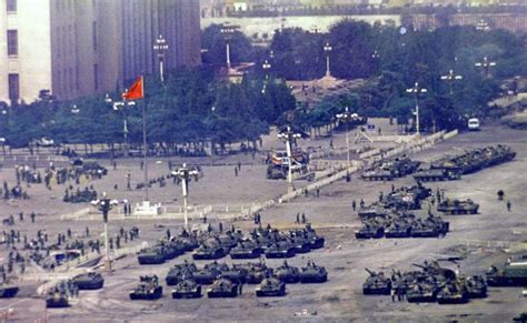 China Spring: Tiananmen Square on Jun 4, 1989 | 中国之春：“8964”事件