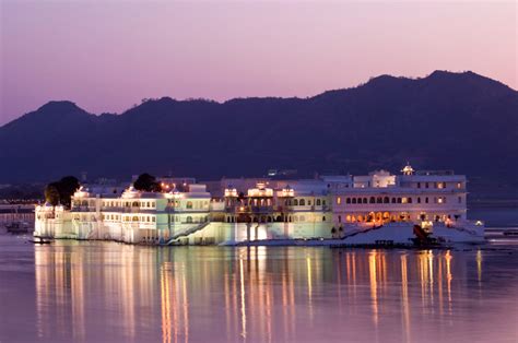 A Peek into the Taj Lake Palace, Udaipur - Luxury Gold - Journey Beyond ...