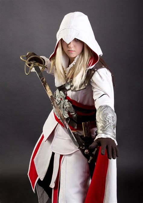 Assassin's Creed: Brotherhood #Cosplay by ElineDeVampiro.deviantart.com ...