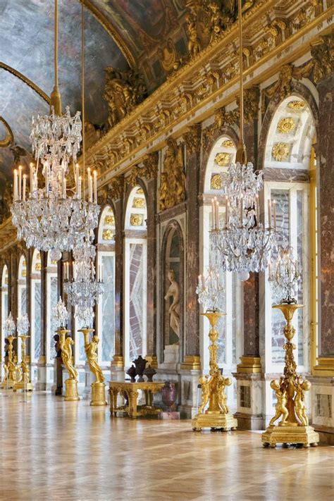 Hall of Mirrors at the Château de Versailles - Paris with Landen ...