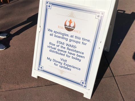 Prepare to stand in line: Disney World pauses virtual queues — for now ...