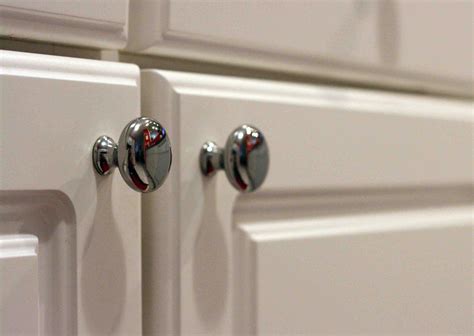 Kitchen Cabinet Door Knob Ideas