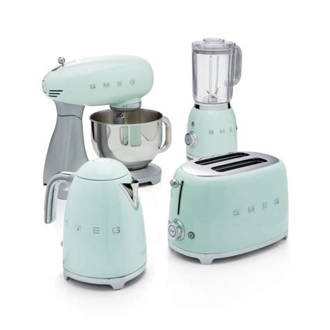 Smeg Mint Green 4-Slice Toaster | Retro kitchen appliances, Retro ...