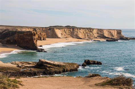 12 Best Monterey Beaches: Things to Do and Where to Stay ...