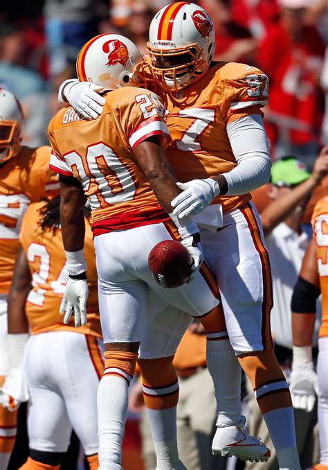 Buccaneers Sound off on Creamsicle Throwback Uniforms | Heavy.com