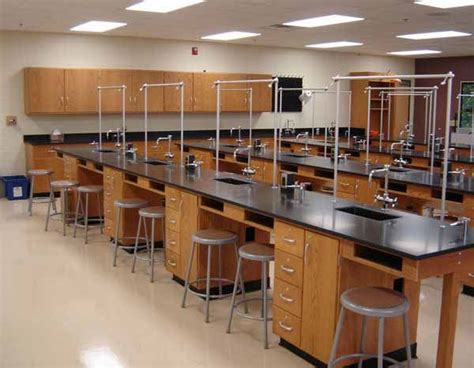 Science class | School interior, School furniture, Laboratory design