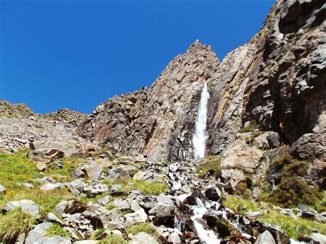 Hiking in Mendoza: check some of the best full day treks to do!