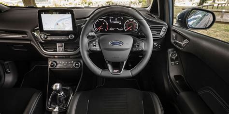 Ford Fiesta ST Interior & Infotainment | carwow