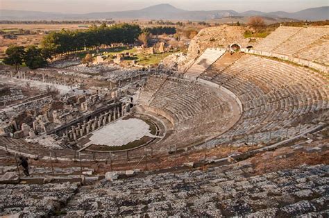 Ruins of Ephesus | Article for senior travellers - Odyssey Traveller