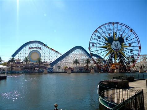 Thomas, Mike, Rex and Bert at Paradise Pier by MrDankEngine on DeviantArt