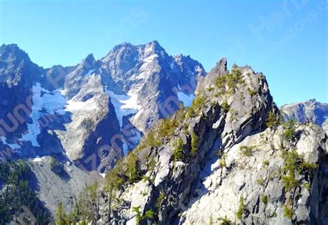 Peaks Of Mount Stuart, Washington, USA - Inbound Horizons Inc.