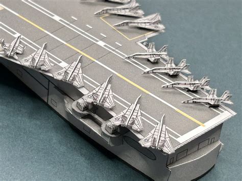 1/1250 Aircraft carrier USS SARATOGA, Paper Model - EcardModels