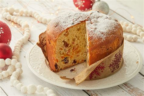 Panettone Recipe (Italian Christmas Bread) | Bigger Bolder Baking