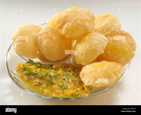 Poori Bhaji Stock Photo - Alamy