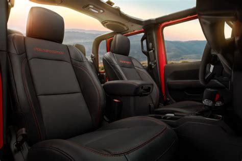 Jeep Gladiator Interior Review: Is The Cabin Off-Road Worthy?