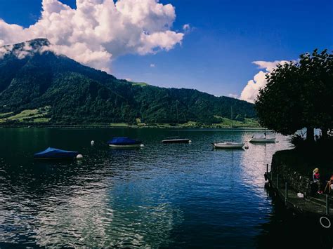 Scenic 2-hour bike ride around lake Lake Zug | tobinka