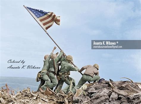 Raising The Flag on Iwo Jima - 1945 | Battle of iwo jima, Iwo jima, Old ...