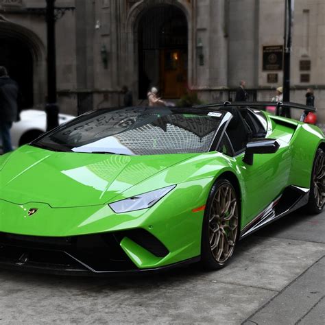 The 10 Best Paint Colors in the Lamborghini Squad