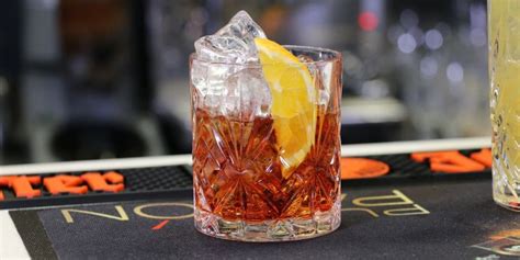 12 Delicious Negroni Variations to Make for Yourself | Bevvy