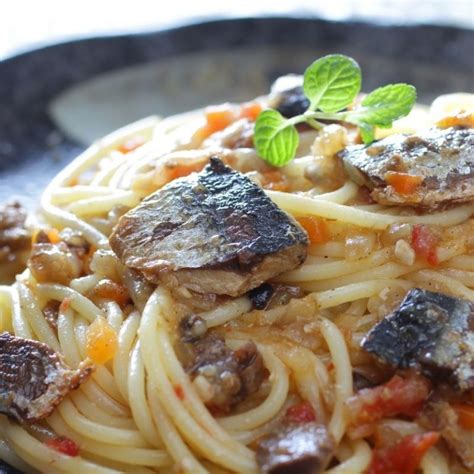 Spanish Sardines Pasta (Quick Recipe) - Visit Southern Spain